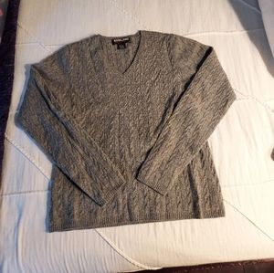 EUC Kirkland cashmere cable knit sweater, S